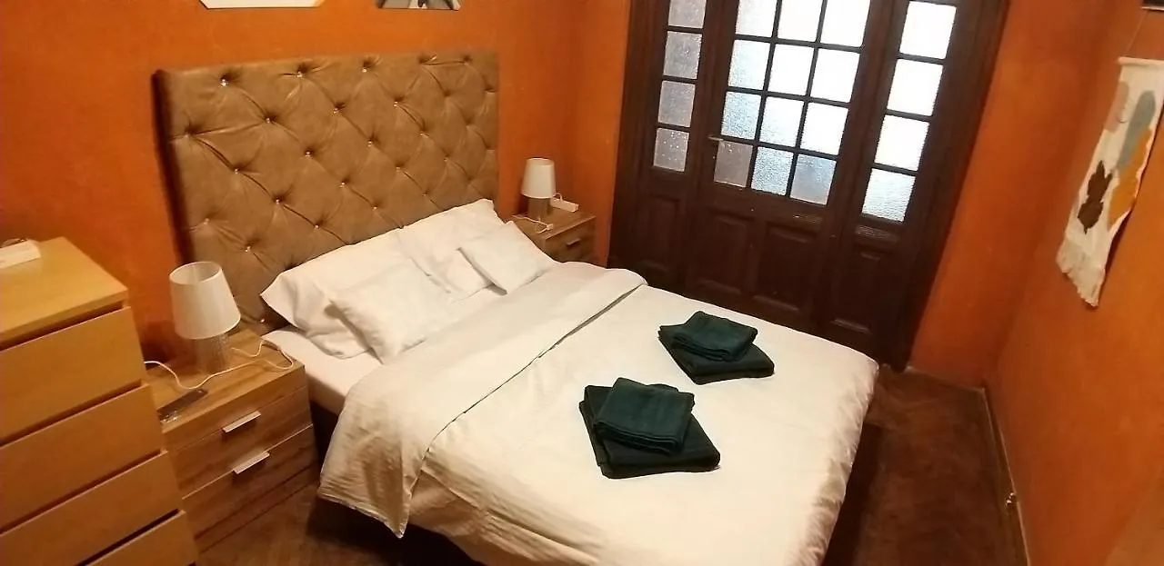 Domum Unirea, Across The Street Of Old City Center Bucureşti Apartament