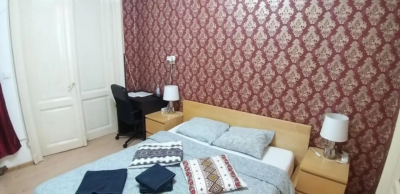 Domum Unirea, Across The Street Of Old City Center بوخارست شقة