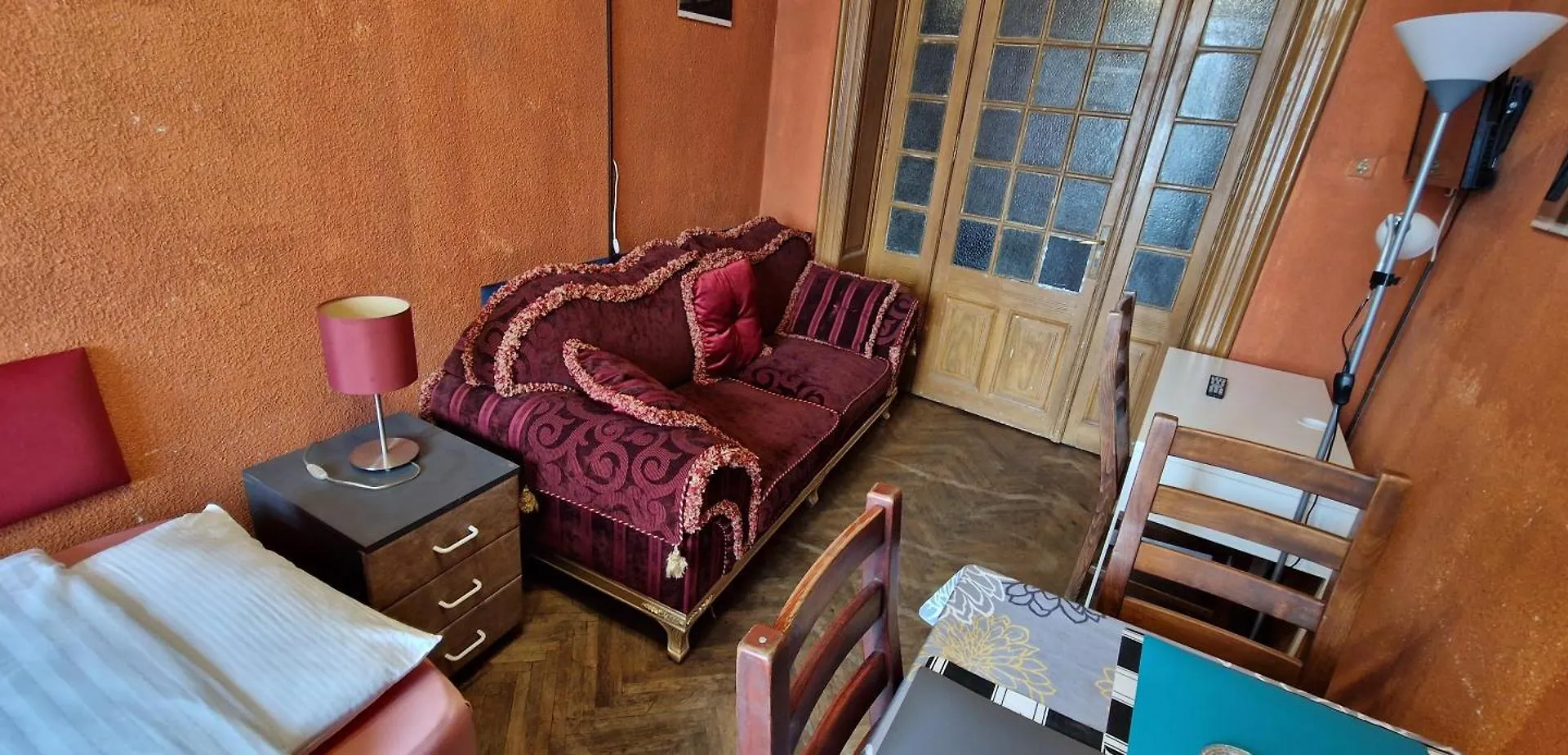 Domum Unirea, Across The Street Of Old City Center Bucureşti Apartament