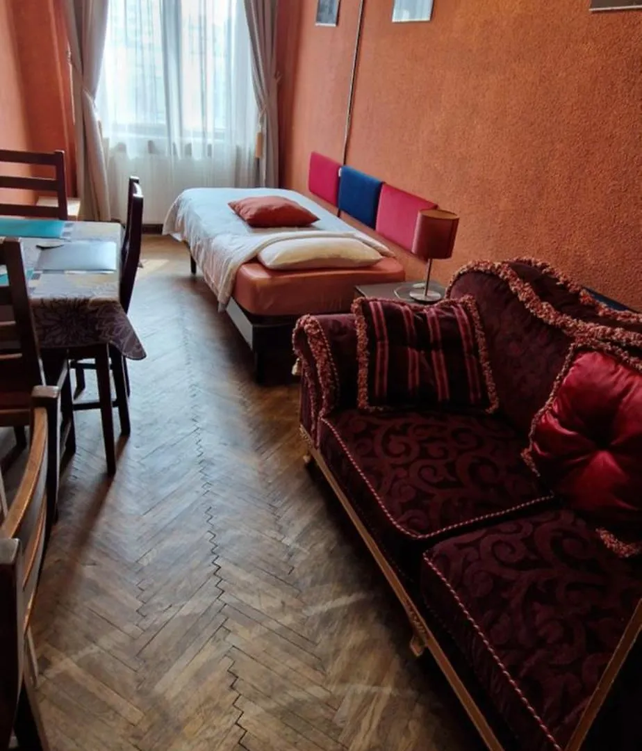 Apartament Domum Unirea, Across The Street Of Old City Center Bucureşti